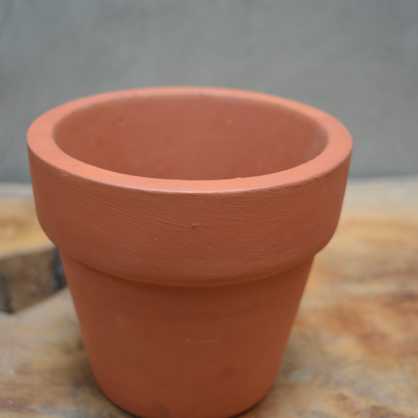 Terracotta-4.5 inch-Stackable (With saucer)