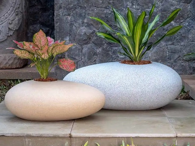 Pebble Planter for outdoor (small)